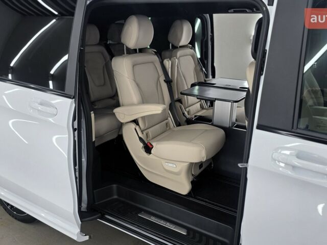 Мерседес В-Класс, объемом двигателя 2.14 л и пробегом 0 тыс. км за 124574 $, фото 18 на Automoto.ua