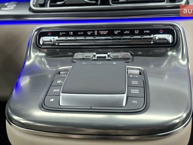 Мерседес В-Класс, объемом двигателя 2.14 л и пробегом 0 тыс. км за 124574 $, фото 29 на Automoto.ua