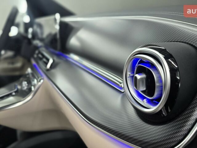 Мерседес В-Класс, объемом двигателя 2.14 л и пробегом 0 тыс. км за 124574 $, фото 23 на Automoto.ua