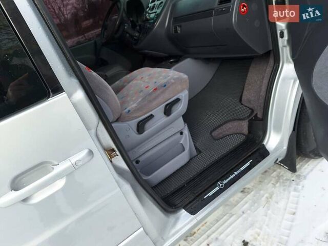 Сірий Мерседес В-Клас, об'ємом двигуна 2.2 л та пробігом 445 тис. км за 5900 $, фото 40 на Automoto.ua