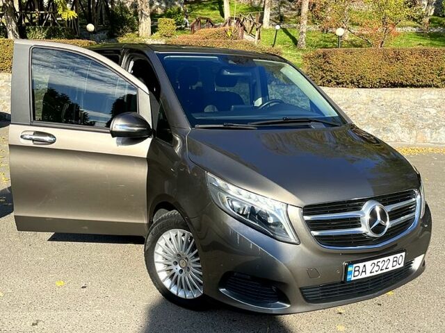 Мерседес В-Класс 2015 в Кропивницком (Кировограде) на Automoto.ua Серый Мерседес В-Класс, объемом двигателя 2.1 л и пробегом 350 тыс. км за 31000 $, фото 1 на Automoto.ua