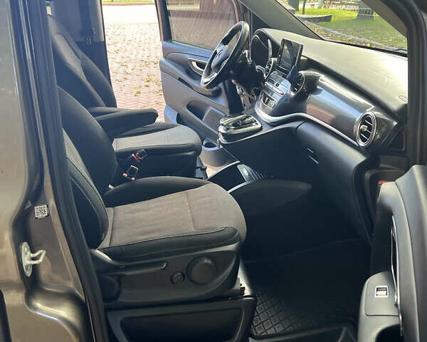 Мерседес В-Класс 2015 в Кропивницком (Кировограде) на Automoto.ua Серый Мерседес В-Класс, объемом двигателя 2.14 л и пробегом 350 тыс. км за 32000 $, фото 3 на Automoto.ua