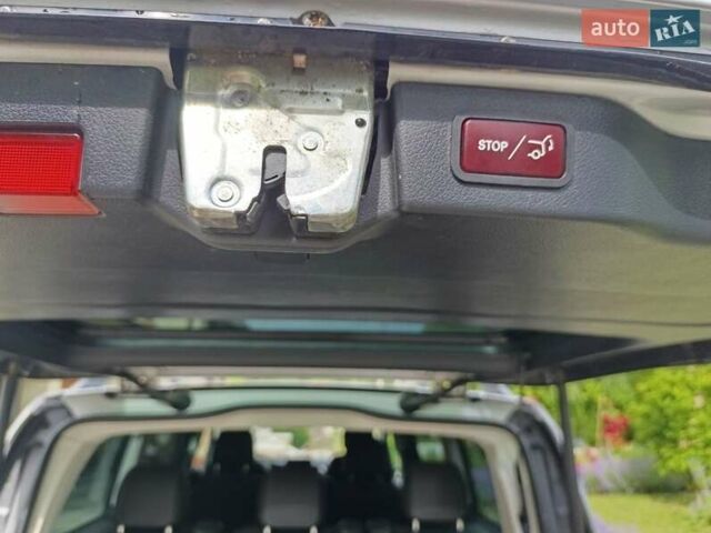 Серый Мерседес В-Класс, объемом двигателя 2.14 л и пробегом 158 тыс. км за 49053 $, фото 33 на Automoto.ua