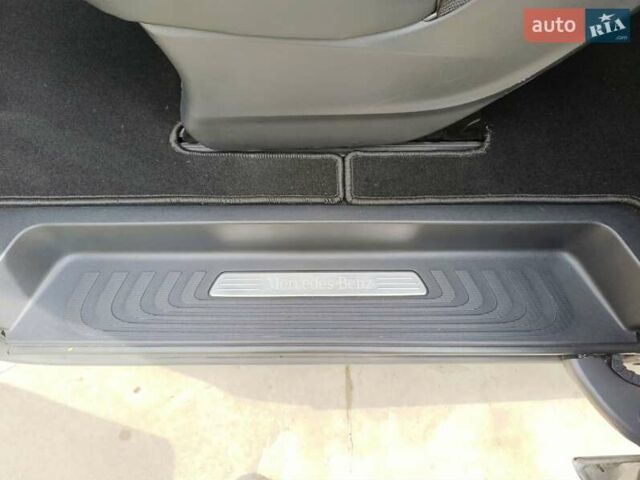 Серый Мерседес В-Класс, объемом двигателя 2.14 л и пробегом 158 тыс. км за 49053 $, фото 28 на Automoto.ua