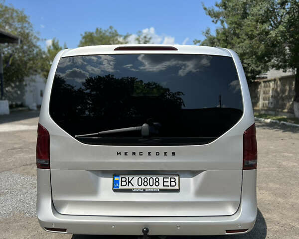 Серый Мерседес В-Класс, объемом двигателя 2.14 л и пробегом 311 тыс. км за 42900 $, фото 15 на Automoto.ua