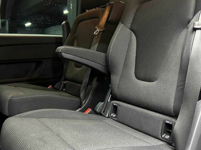 Сірий Мерседес В-Клас, об'ємом двигуна 2.2 л та пробігом 315 тис. км за 46800 $, фото 11 на Automoto.ua