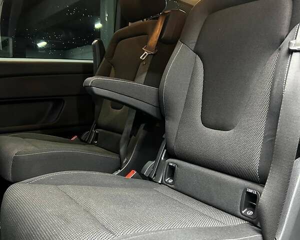 Серый Мерседес В-Класс, объемом двигателя 2.14 л и пробегом 315 тыс. км за 46800 $, фото 11 на Automoto.ua