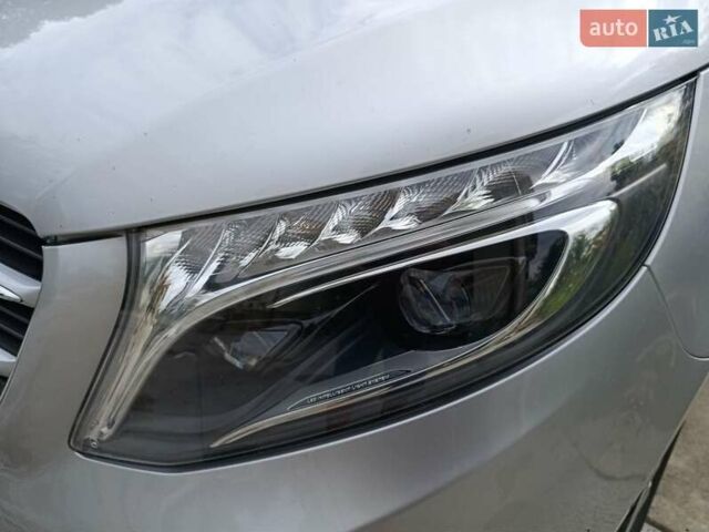 Серый Мерседес В-Класс, объемом двигателя 2.14 л и пробегом 158 тыс. км за 49053 $, фото 9 на Automoto.ua