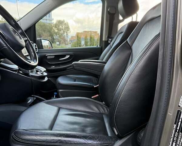 Сірий Мерседес В-Клас, об'ємом двигуна 2.14 л та пробігом 246 тис. км за 35500 $, фото 1 на Automoto.ua