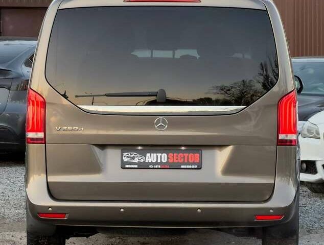 Мерседес В-Класс 2017 в Харькове на Automoto.ua Серый Мерседес В-Класс, объемом двигателя 2.14 л и пробегом 307 тыс. км за 37500 $, фото 8 на Automoto.ua