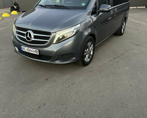 Серый Мерседес В-Класс, объемом двигателя 2.2 л и пробегом 241 тыс. км за 49000 $, фото 5 на Automoto.ua