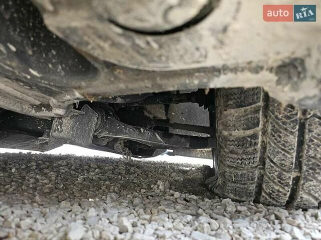 Серый Мерседес В-Класс, объемом двигателя 2.14 л и пробегом 83 тыс. км за 46200 $, фото 21 на Automoto.ua