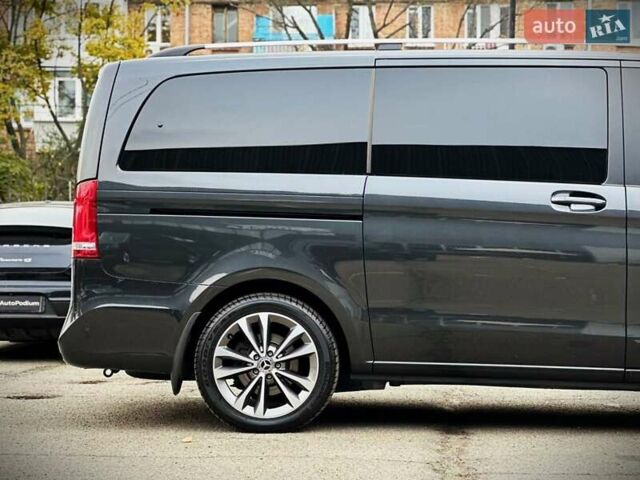 Серый Мерседес В-Класс, объемом двигателя 1.95 л и пробегом 69 тыс. км за 78500 $, фото 9 на Automoto.ua