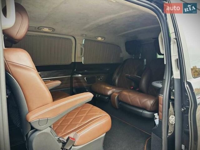 Сірий Мерседес В-Клас, об'ємом двигуна 2.14 л та пробігом 69 тис. км за 79500 $, фото 44 на Automoto.ua