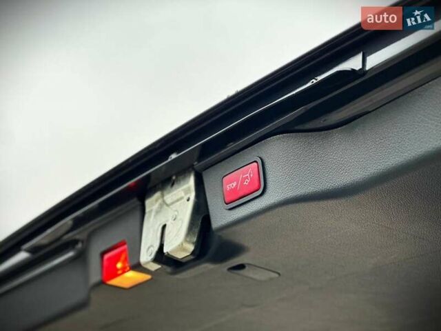 Сірий Мерседес В-Клас, об'ємом двигуна 2.14 л та пробігом 69 тис. км за 79500 $, фото 21 на Automoto.ua