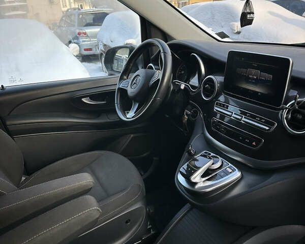 Сірий Мерседес В-Клас, об'ємом двигуна 2.2 л та пробігом 241 тис. км за 44444 $, фото 11 на Automoto.ua