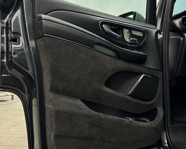 Серый Мерседес В-Класс, объемом двигателя 2.14 л и пробегом 101 тыс. км за 71000 $, фото 24 на Automoto.ua