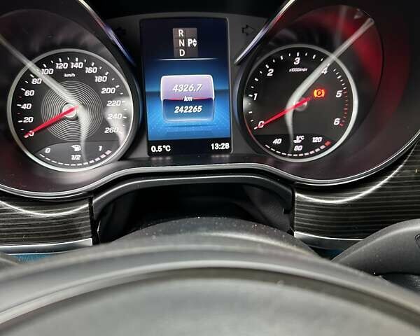 Серый Мерседес В-Класс, объемом двигателя 2 л и пробегом 245 тыс. км за 49500 $, фото 22 на Automoto.ua