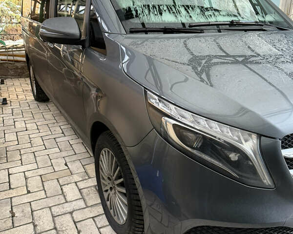 Серый Мерседес В-Класс, объемом двигателя 2 л и пробегом 137 тыс. км за 46000 $, фото 3 на Automoto.ua