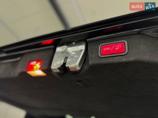 Серый Мерседес В-Класс, объемом двигателя 2.14 л и пробегом 101 тыс. км за 71000 $, фото 13 на Automoto.ua