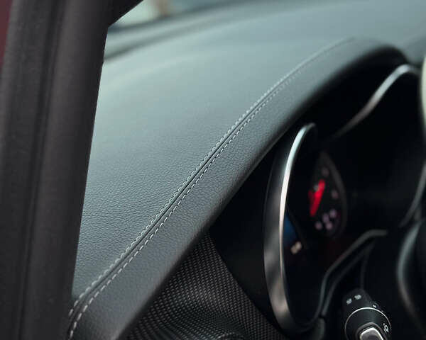 Серый Мерседес В-Класс, объемом двигателя 2.14 л и пробегом 101 тыс. км за 71000 $, фото 35 на Automoto.ua