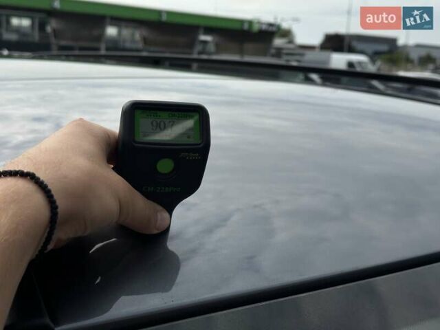 Серый Мерседес В-Класс, объемом двигателя 2.14 л и пробегом 71 тыс. км за 79000 $, фото 58 на Automoto.ua