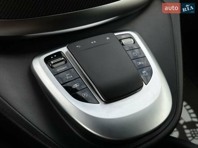 Серый Мерседес В-Класс, объемом двигателя 2.14 л и пробегом 71 тыс. км за 79000 $, фото 44 на Automoto.ua