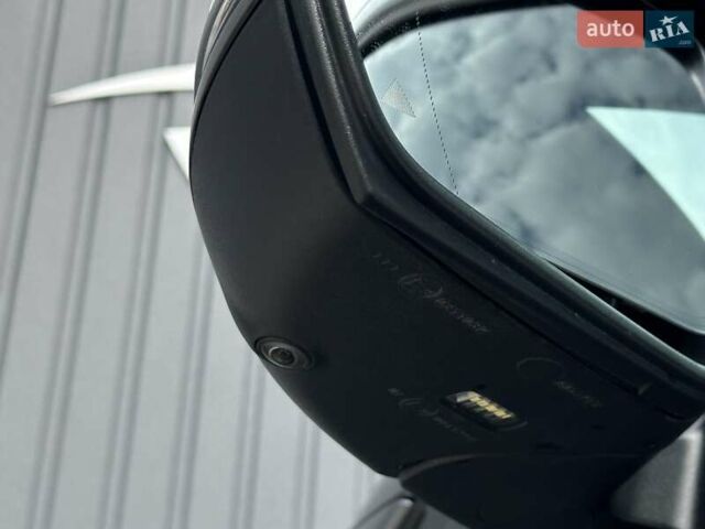 Серый Мерседес В-Класс, объемом двигателя 2.14 л и пробегом 71 тыс. км за 79000 $, фото 19 на Automoto.ua