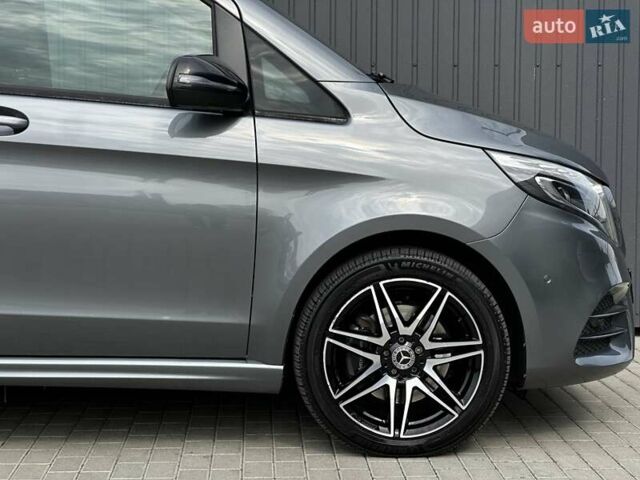 Серый Мерседес В-Класс, объемом двигателя 2.14 л и пробегом 71 тыс. км за 79000 $, фото 9 на Automoto.ua