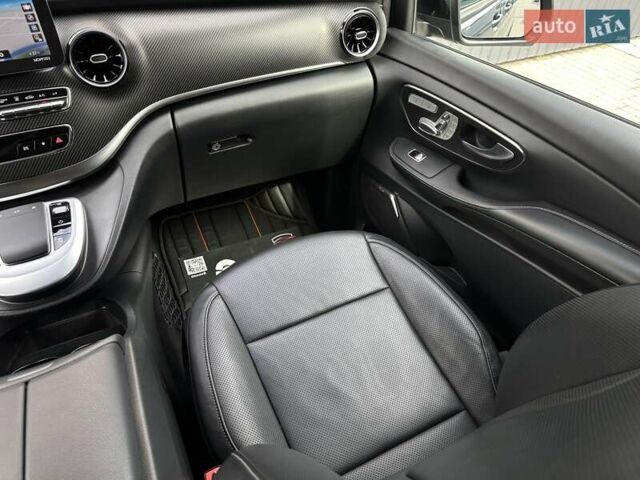 Серый Мерседес В-Класс, объемом двигателя 2.14 л и пробегом 71 тыс. км за 79000 $, фото 28 на Automoto.ua