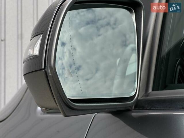 Серый Мерседес В-Класс, объемом двигателя 2.14 л и пробегом 71 тыс. км за 79000 $, фото 20 на Automoto.ua