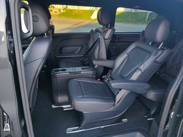 Серый Мерседес В-Класс, объемом двигателя 2 л и пробегом 198 тыс. км за 47900 $, фото 2 на Automoto.ua