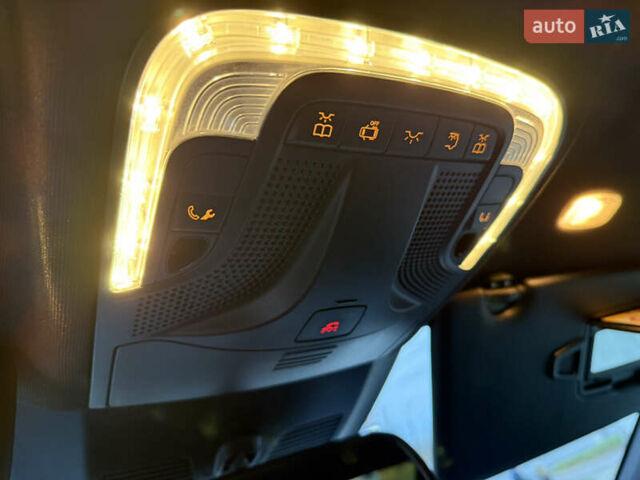 Серый Мерседес В-Класс, объемом двигателя 2.14 л и пробегом 197 тыс. км за 49999 $, фото 80 на Automoto.ua