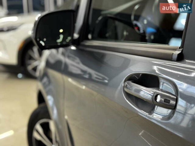 Серый Мерседес В-Класс, объемом двигателя 2.14 л и пробегом 75 тыс. км за 78999 $, фото 10 на Automoto.ua