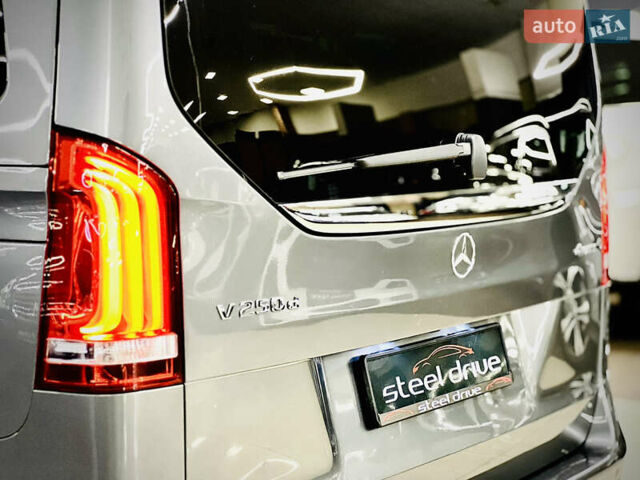 Серый Мерседес В-Класс, объемом двигателя 2.14 л и пробегом 75 тыс. км за 78999 $, фото 9 на Automoto.ua