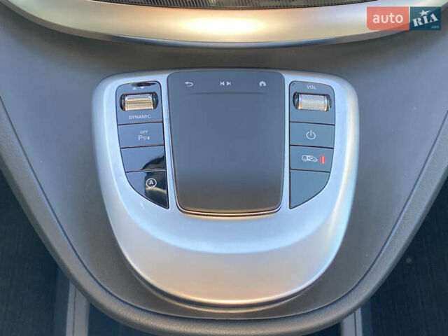 Сірий Мерседес В-Клас, об'ємом двигуна 1.95 л та пробігом 66 тис. км за 64999 $, фото 12 на Automoto.ua
