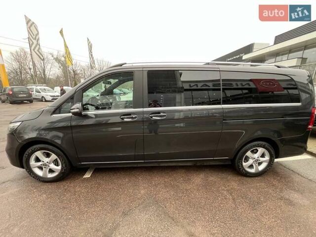 Серый Мерседес В-Класс, объемом двигателя 2.14 л и пробегом 26 тыс. км за 96000 $, фото 1 на Automoto.ua