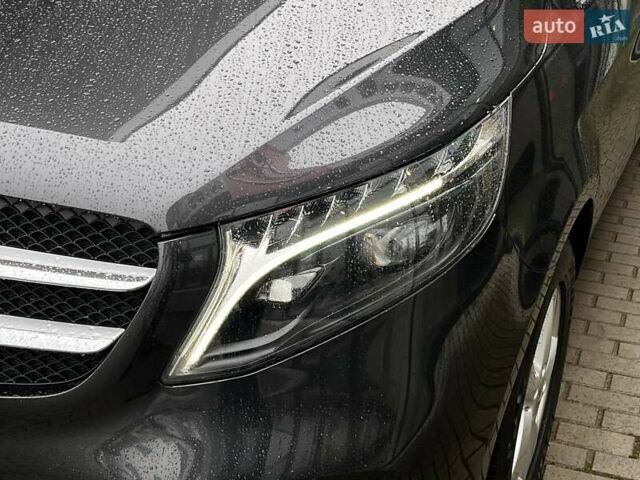 Серый Мерседес В-Класс, объемом двигателя 2.14 л и пробегом 26 тыс. км за 96000 $, фото 12 на Automoto.ua