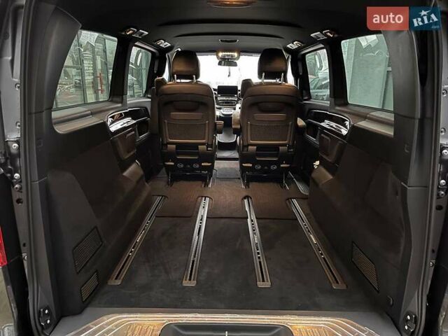 Серый Мерседес В-Класс, объемом двигателя 2.14 л и пробегом 26 тыс. км за 96000 $, фото 37 на Automoto.ua