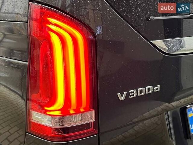 Серый Мерседес В-Класс, объемом двигателя 2.14 л и пробегом 26 тыс. км за 96000 $, фото 4 на Automoto.ua