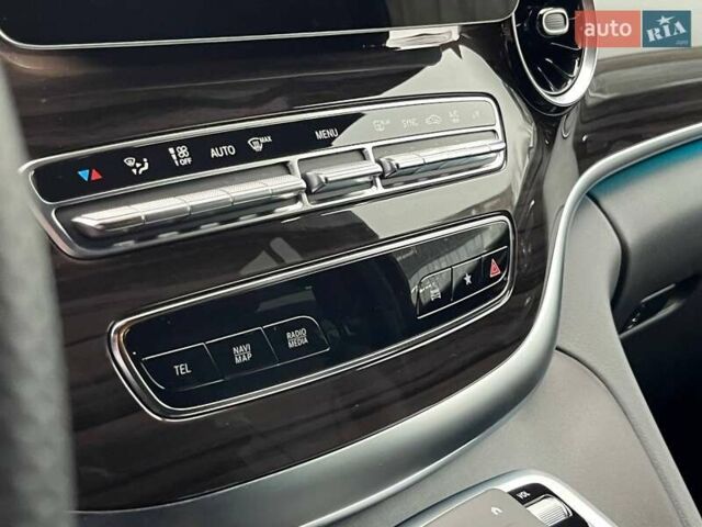 Серый Мерседес В-Класс, объемом двигателя 2.14 л и пробегом 26 тыс. км за 96000 $, фото 24 на Automoto.ua