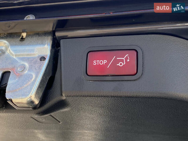 Сірий Мерседес В-Клас, об'ємом двигуна 1.95 л та пробігом 66 тис. км за 64999 $, фото 39 на Automoto.ua