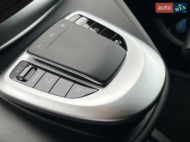 Серый Мерседес В-Класс, объемом двигателя 2.14 л и пробегом 26 тыс. км за 96000 $, фото 25 на Automoto.ua