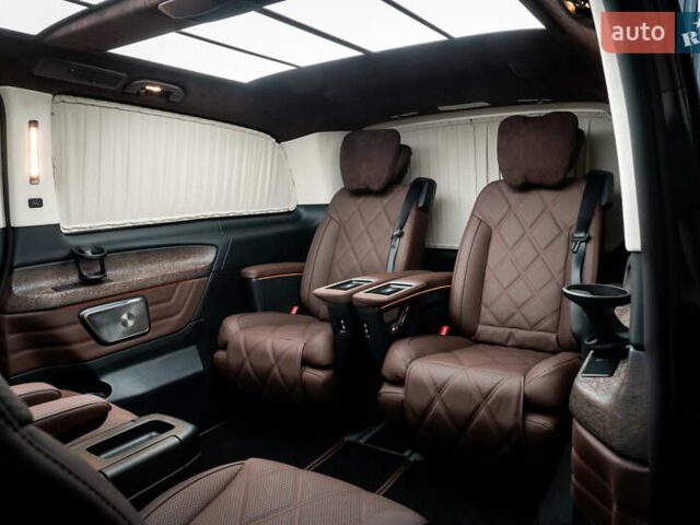 Серый Мерседес В-Класс, объемом двигателя 1.95 л и пробегом 5 тыс. км за 209116 $, фото 1 на Automoto.ua