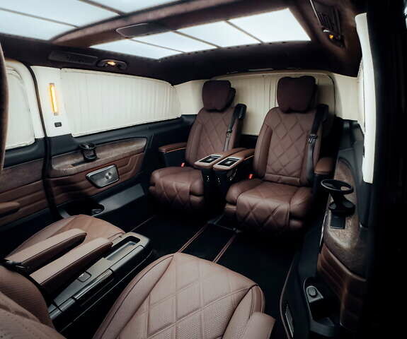 Серый Мерседес В-Класс, объемом двигателя 1.95 л и пробегом 5 тыс. км за 209116 $, фото 4 на Automoto.ua