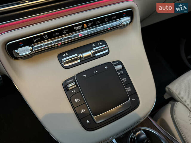 Серый Мерседес В-Класс, объемом двигателя 1.95 л и пробегом 19 тыс. км за 140000 $, фото 18 на Automoto.ua