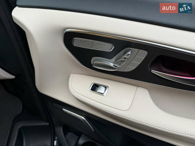 Серый Мерседес В-Класс, объемом двигателя 1.95 л и пробегом 19 тыс. км за 140000 $, фото 21 на Automoto.ua