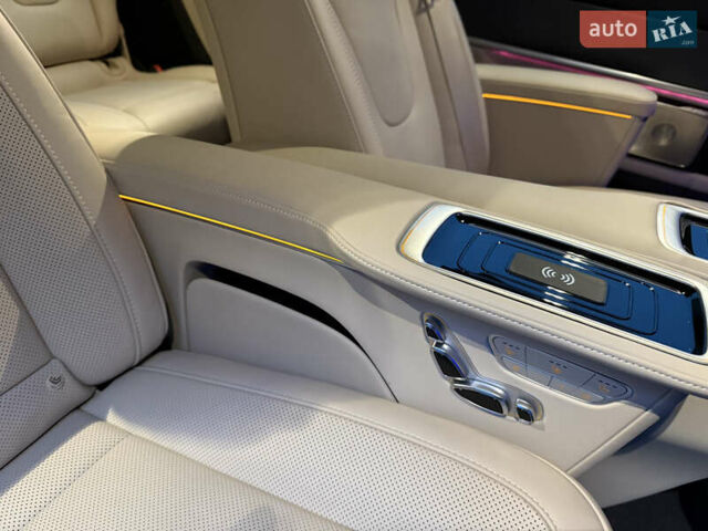Серый Мерседес В-Класс, объемом двигателя 1.95 л и пробегом 19 тыс. км за 140000 $, фото 36 на Automoto.ua