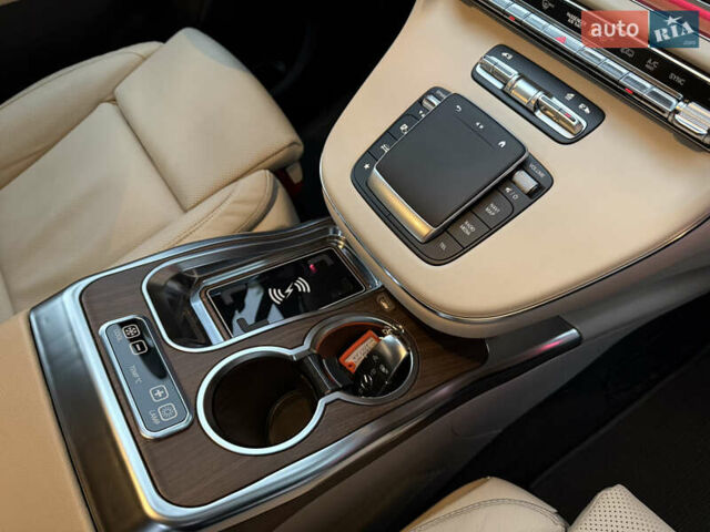 Серый Мерседес В-Класс, объемом двигателя 1.95 л и пробегом 19 тыс. км за 140000 $, фото 19 на Automoto.ua