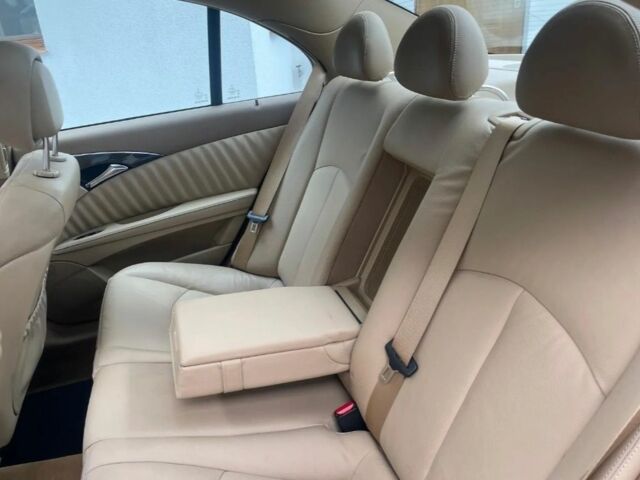 Серый Мерседес В-Класс, объемом двигателя 0 л и пробегом 231 тыс. км за 2300 $, фото 9 на Automoto.ua